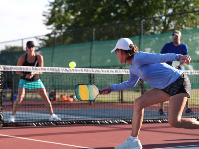 Le guide complet sur le pickleball pour débutants et joueurs expérimentés